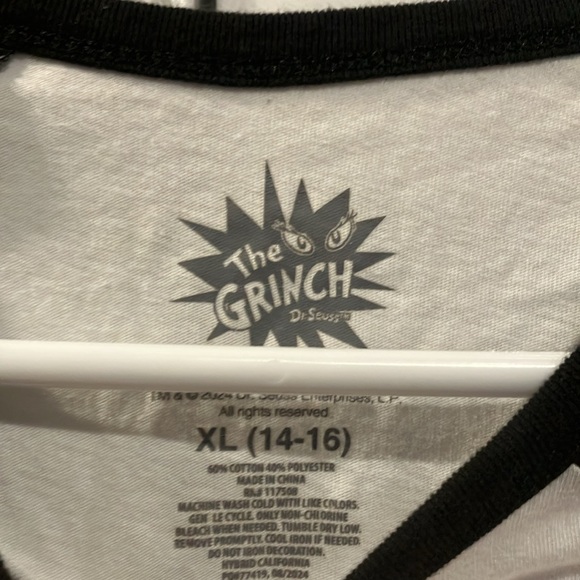 Merry Grinchmas Raglan Shirt - Picture 3 of 4